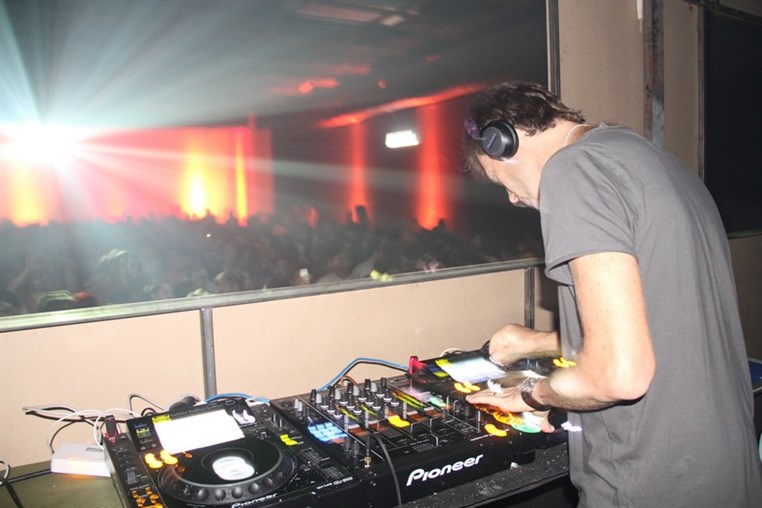 JK58 Inca Rhythm w Hernan Cattaneo